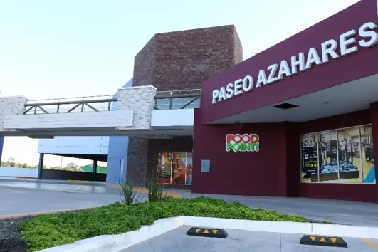 Paseo Azhares 2